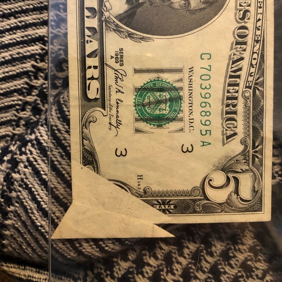 $5 Federal Reserve Note Error - Picture 3 of 7